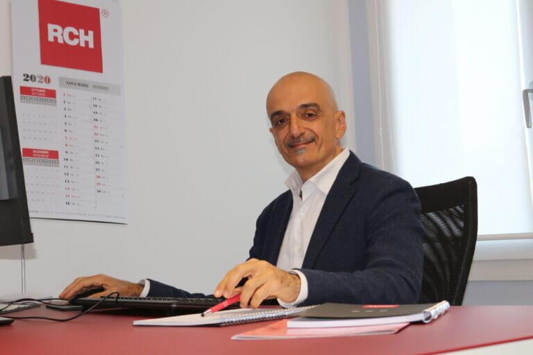 RCH: il nuovo modello di business passa dai registratori di cassa Smart