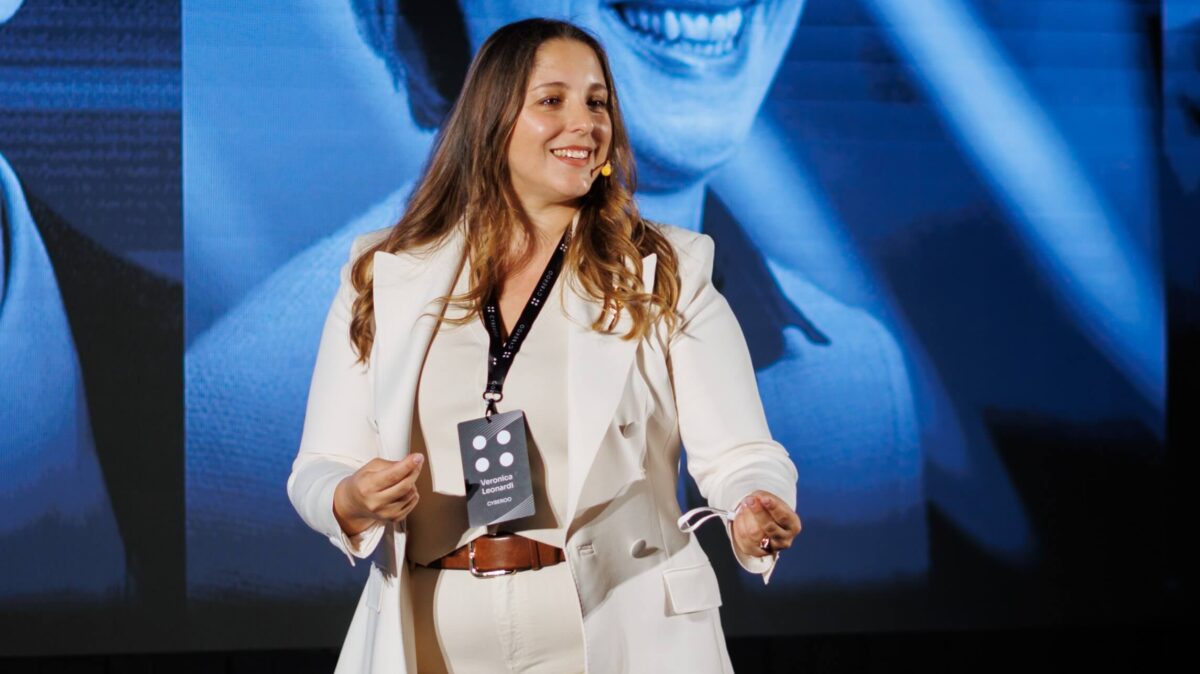 Veronica Leonardi Cyberoo